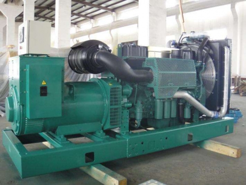 吉水便携静音：租赁无声发电机组，便携式解决能源需求